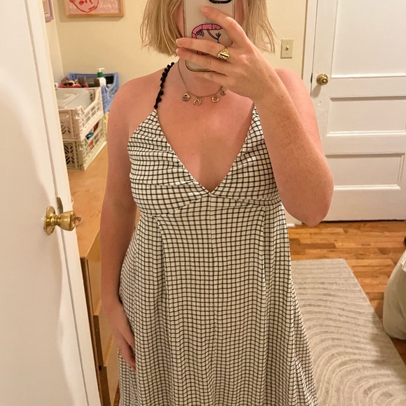 Grid Dress - Picture 2 of 4